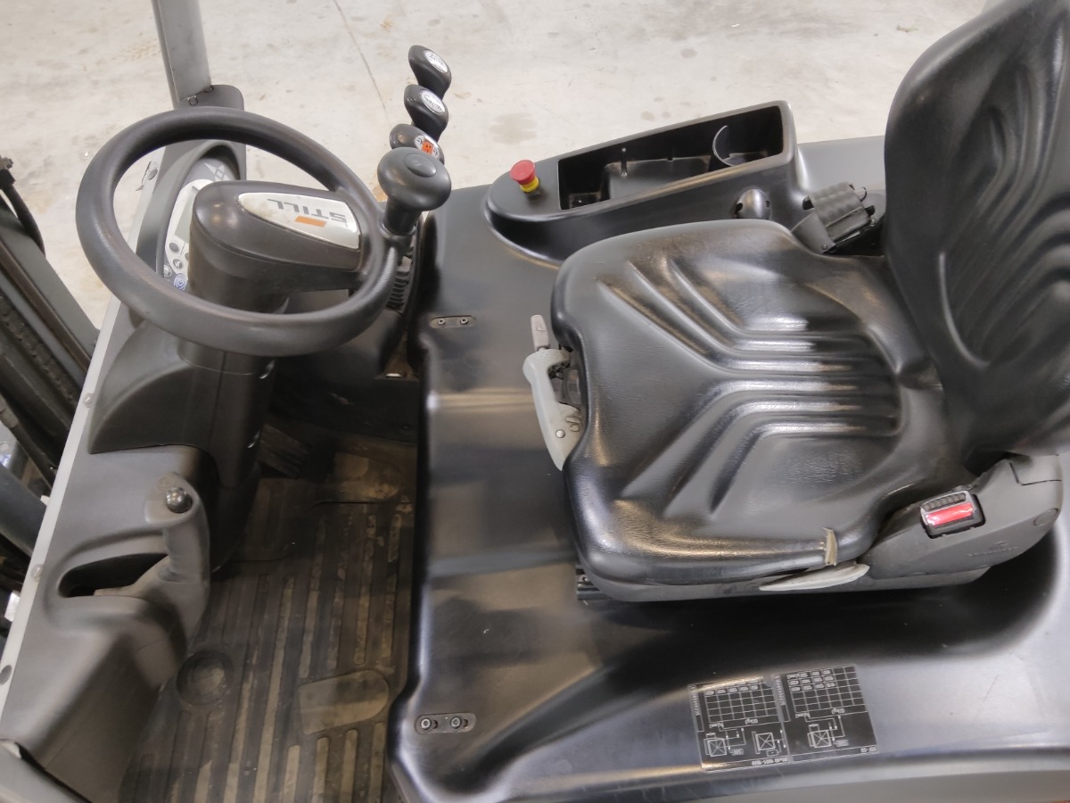 STILL RX50-15 Elektro 3 Rad-Stapler www.blackforxx.com