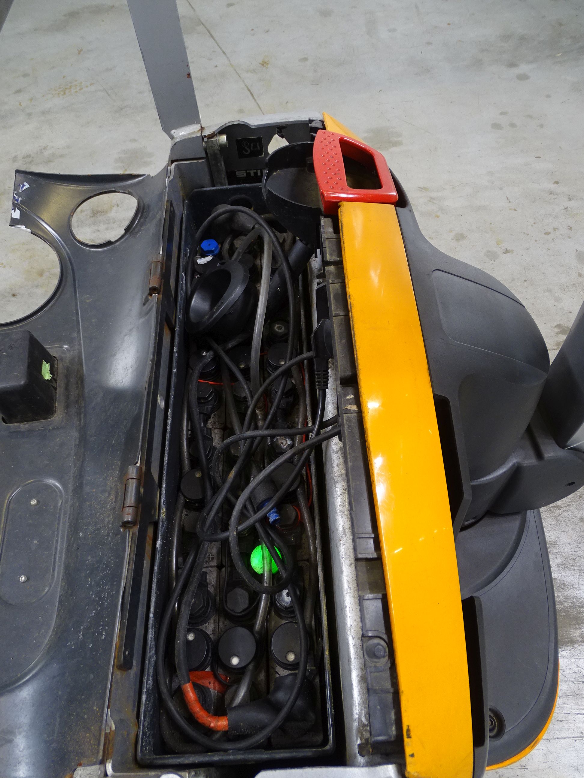 Still EXU16 Electric Pallet Truck www.blackforxx.com