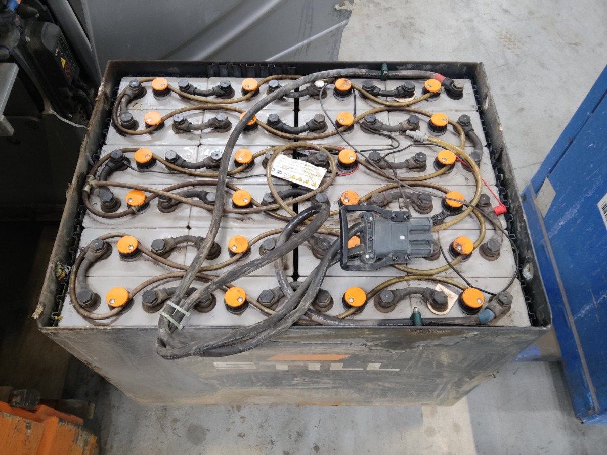 Still RX20-18 Electric 3-wheel forklift www.blackforxx.com