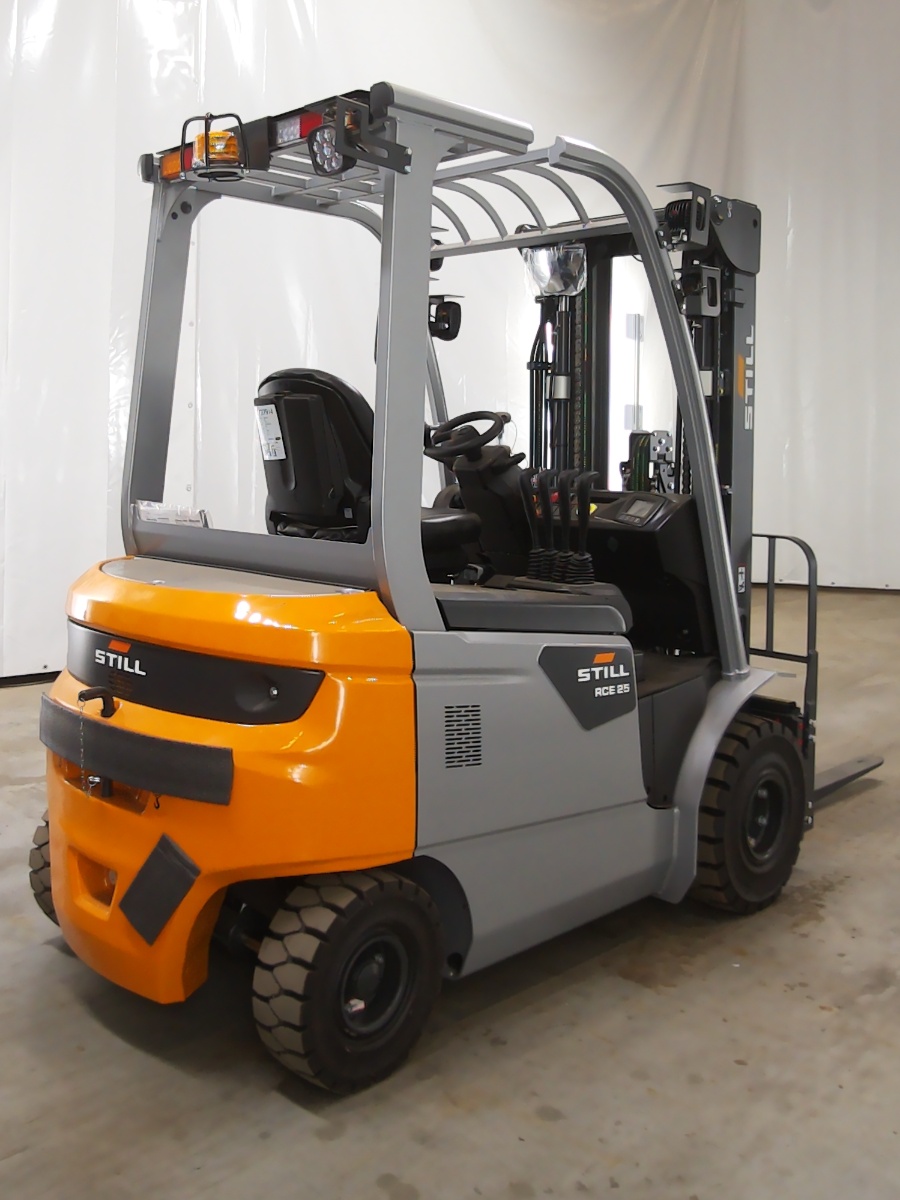 STILL RCE25 Elektro 3 Rad-Stapler www.blackforxx.com