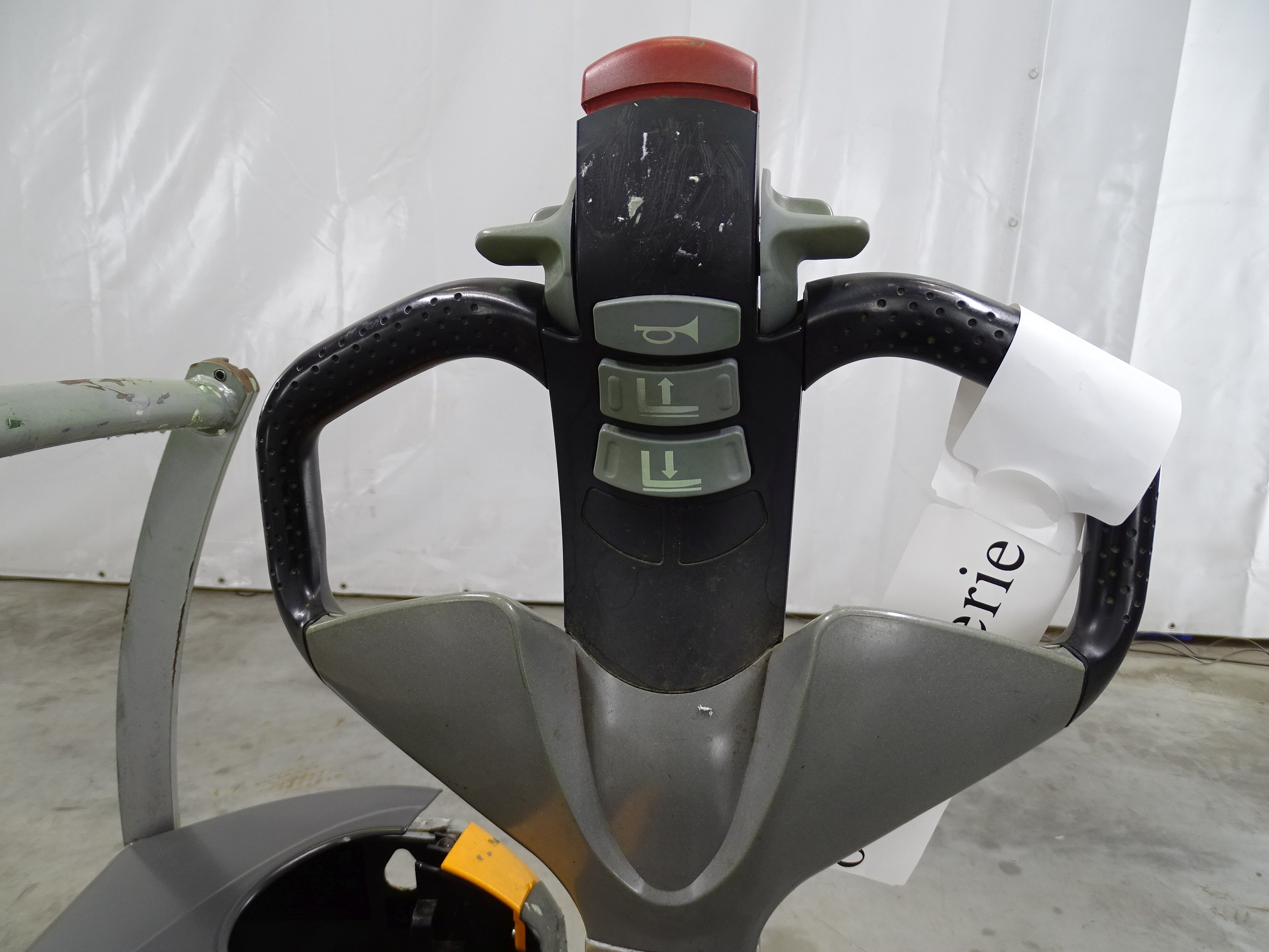 Still EXU20/2400MM Transpalette de faible hauteur www.blackforxx.com