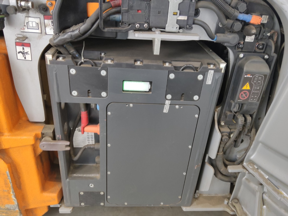 Still RX20-14C/LIION Elektro 3 Rad-Stapler www.blackforxx.com