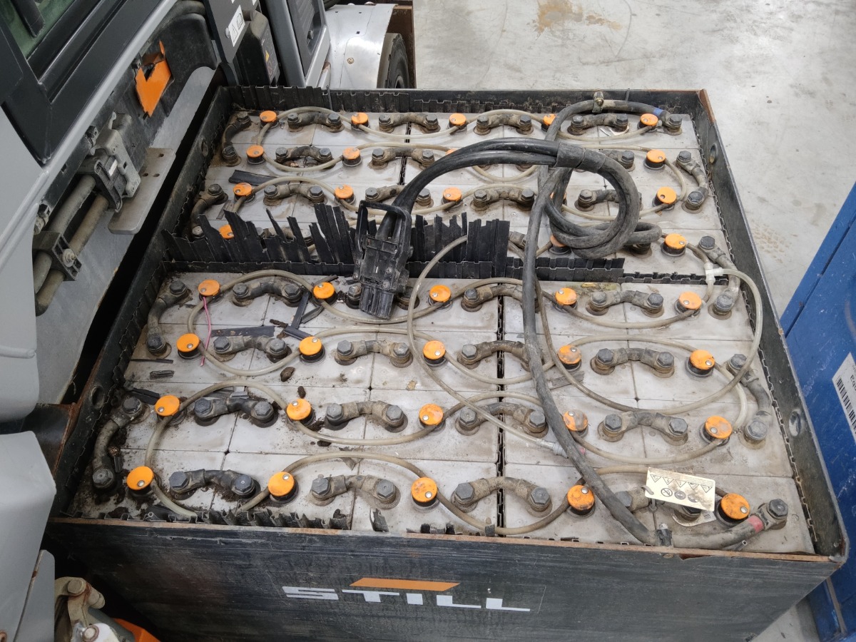 Still RX60-50 Elektro 4 Rad-Stapler www.blackforxx.com