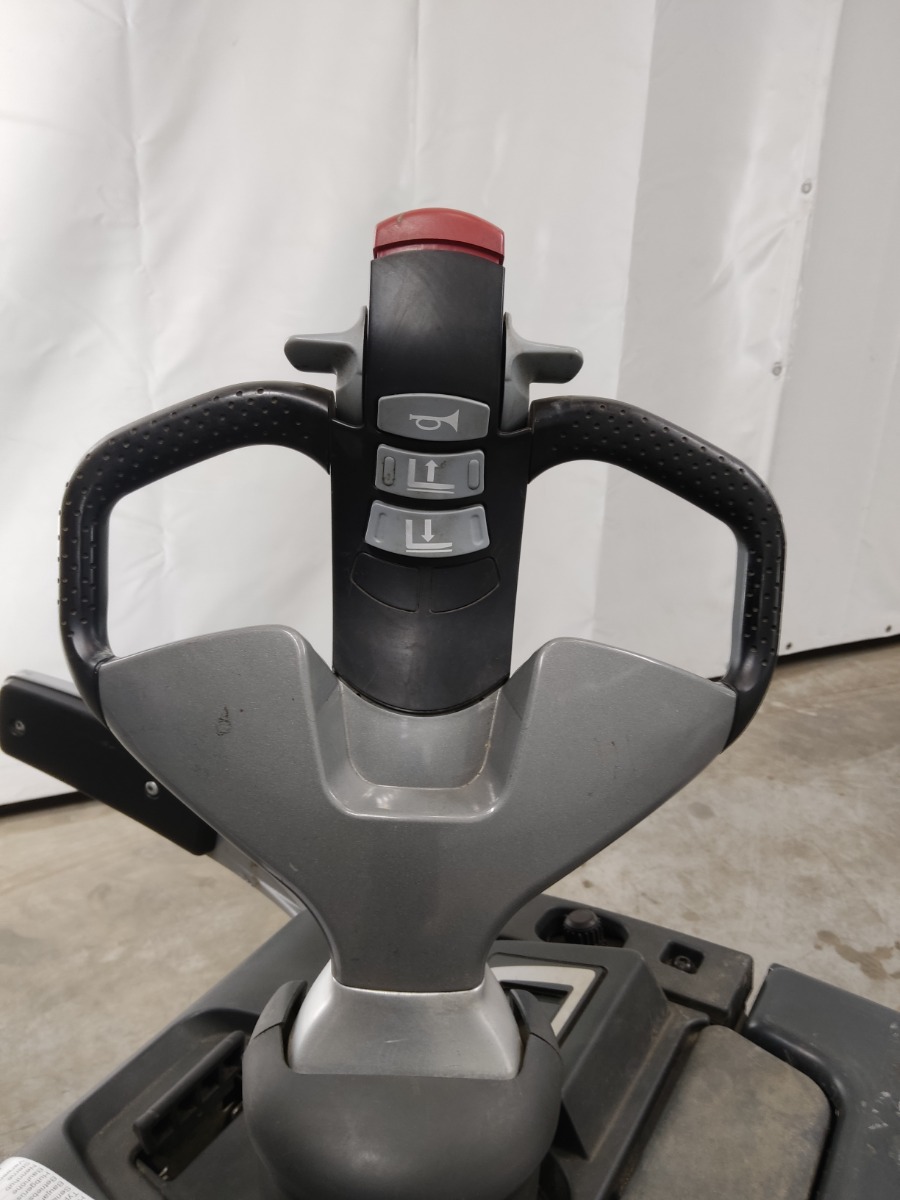 Still EXH-SF20 Niederhubwagen www.blackforxx.com