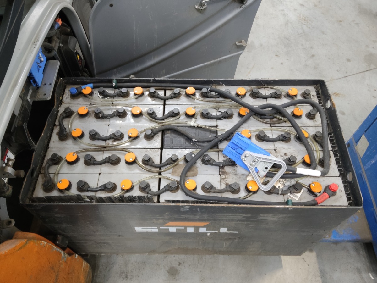 Still RX20-16 Chariot �lectrique � 3 roues www.blackforxx.com