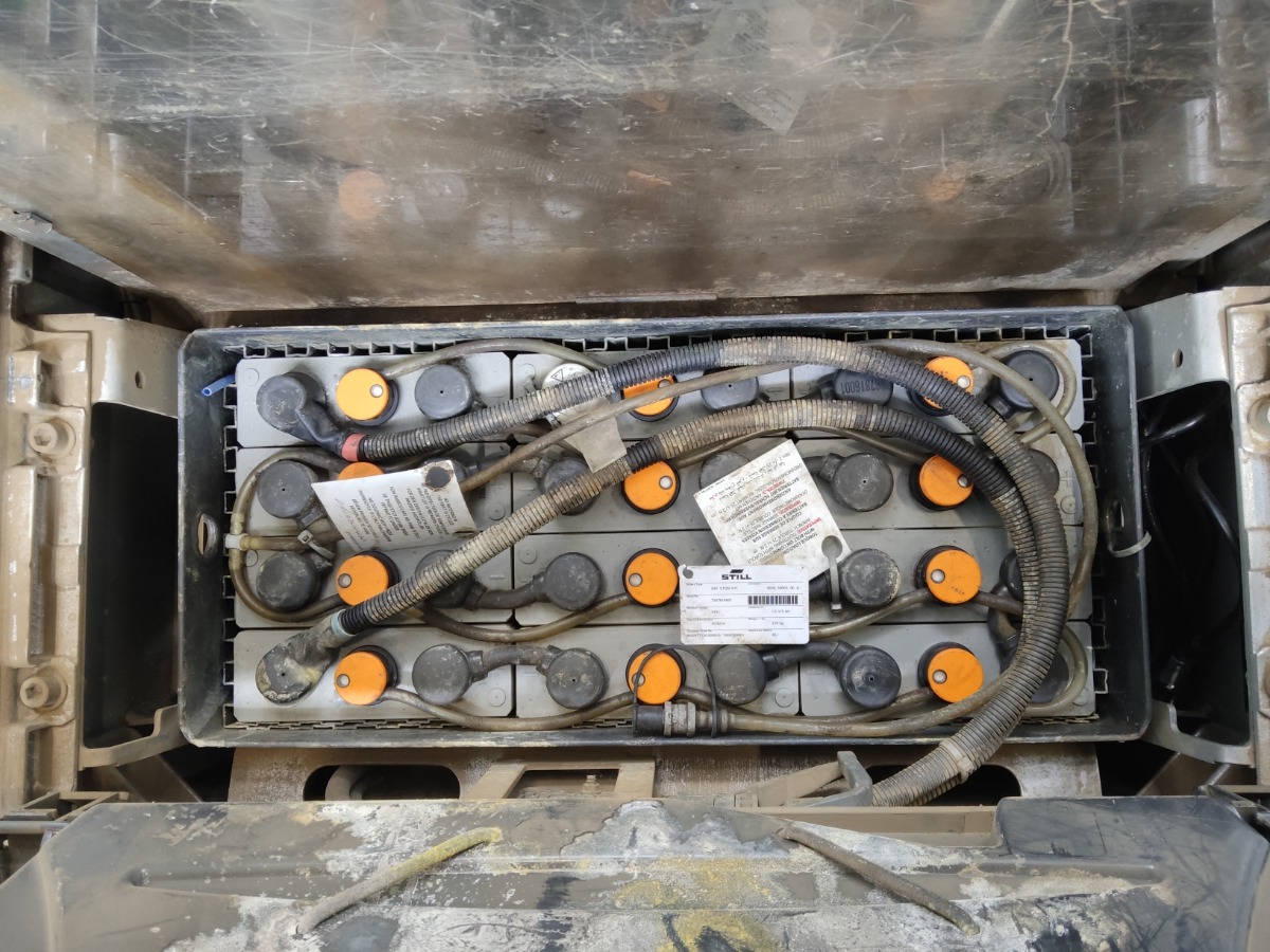 Still EXV-SF14 Apilador el�ctrico www.blackforxx.com