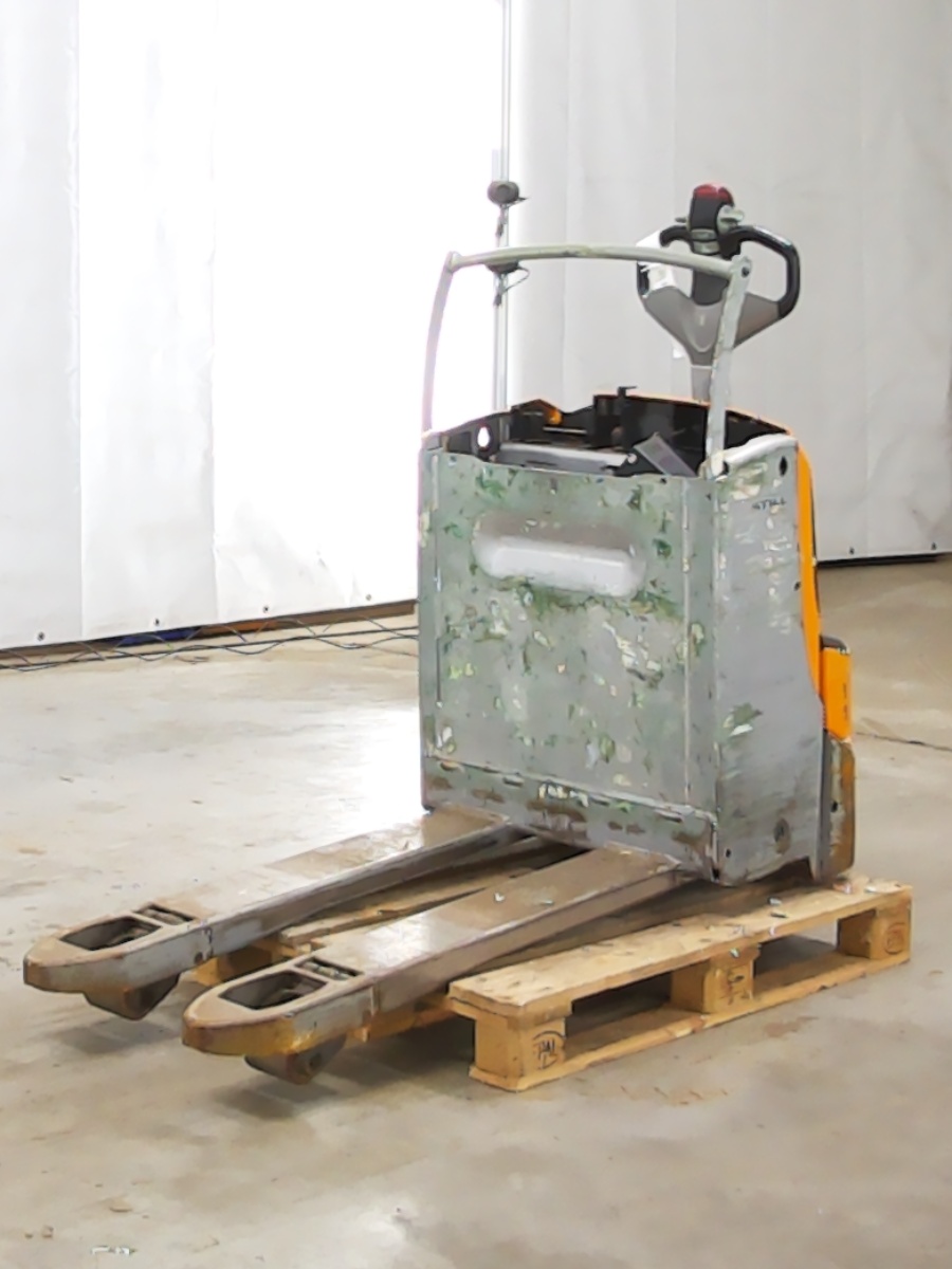 Still EXU20 Pallettruck www.blackforxx.com