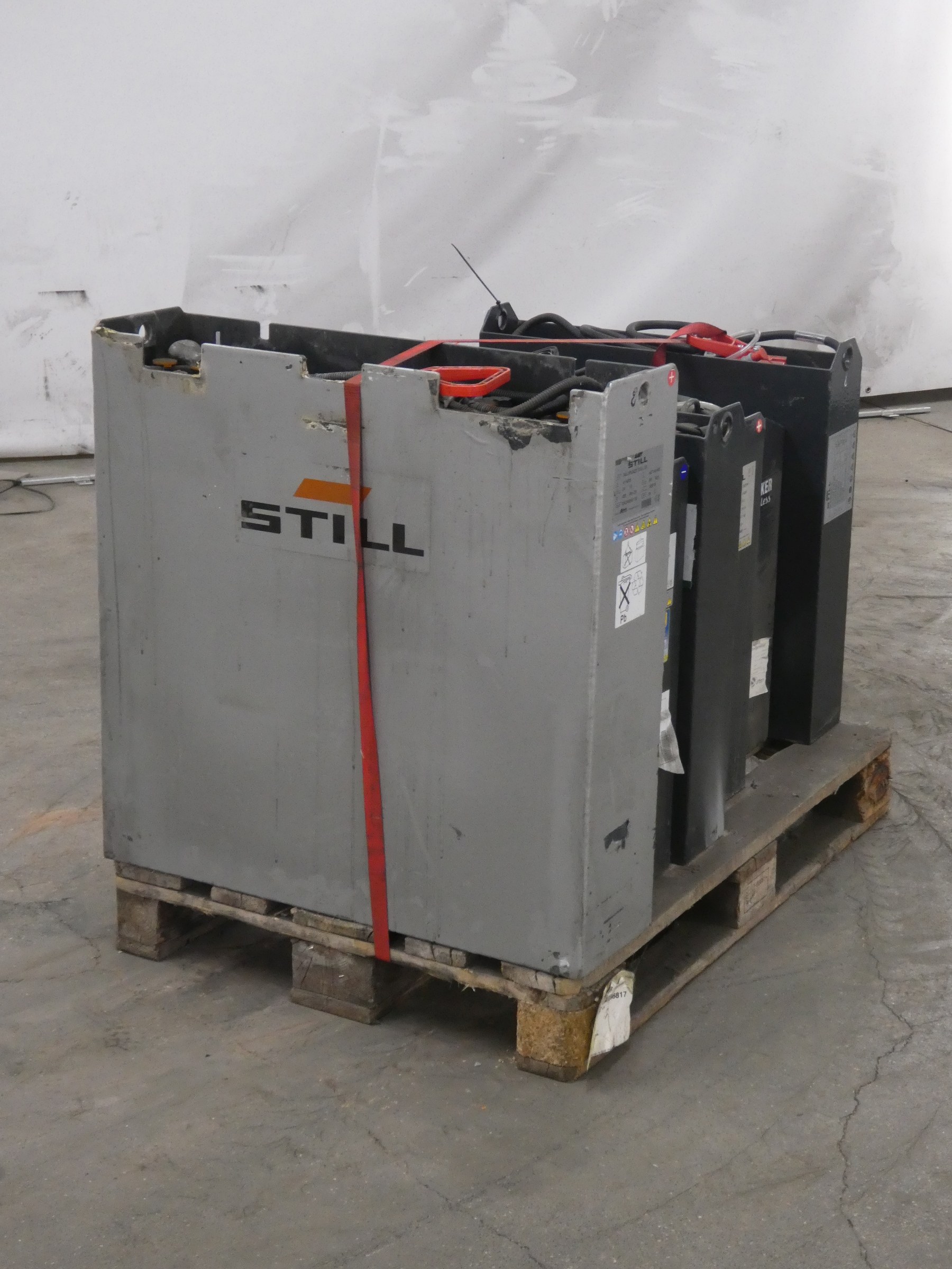 WEITERE 6XBATTERIEN Other www.blackforxx.com