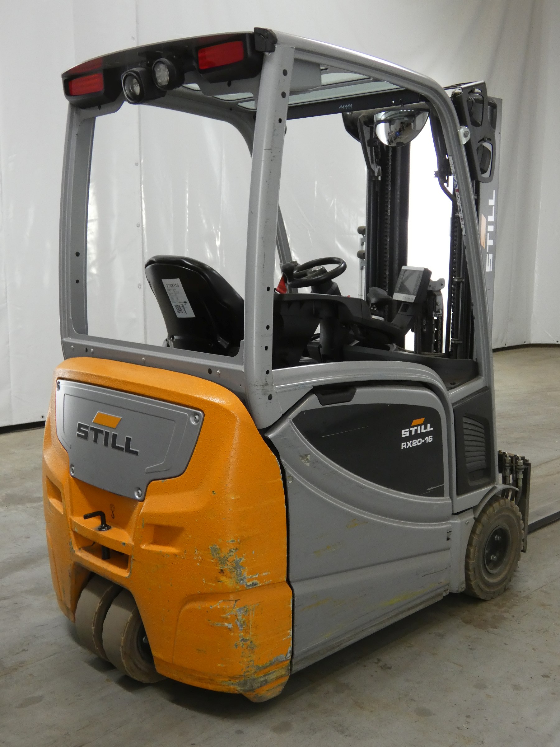 Still RX20-16 Elektro 3 Rad-Stapler www.blackforxx.com