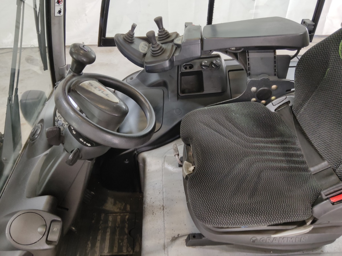 Still RX60-25 Elektro 4 Rad-Stapler www.blackforxx.com