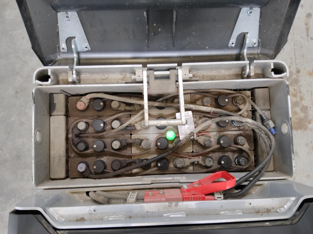 Still EXU-S24/2400MM Transpaleta  El�ctrica www.blackforxx.com