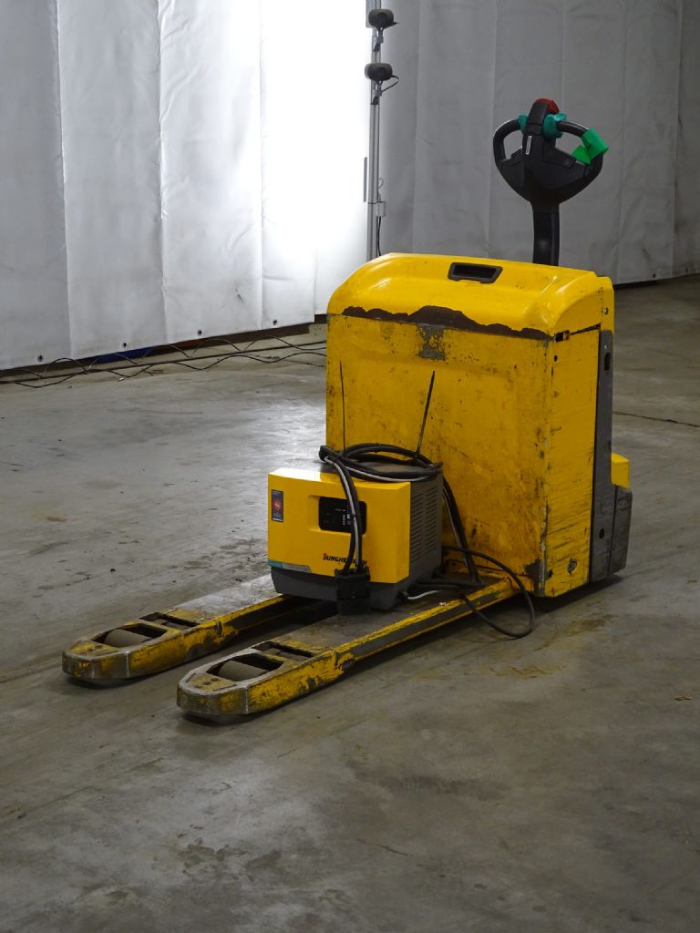 Jungheinrich EJE116/LIION Transpallet elettrico www.blackforxx.com