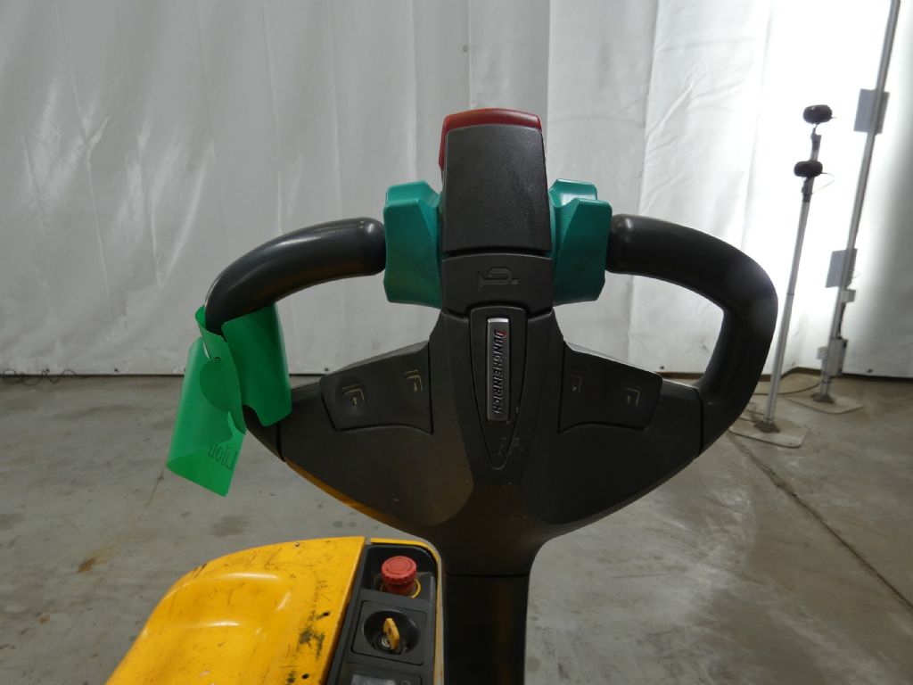 JUNGHEINRICH EJE116/LIION Transpallet elettrico www.blackforxx.com