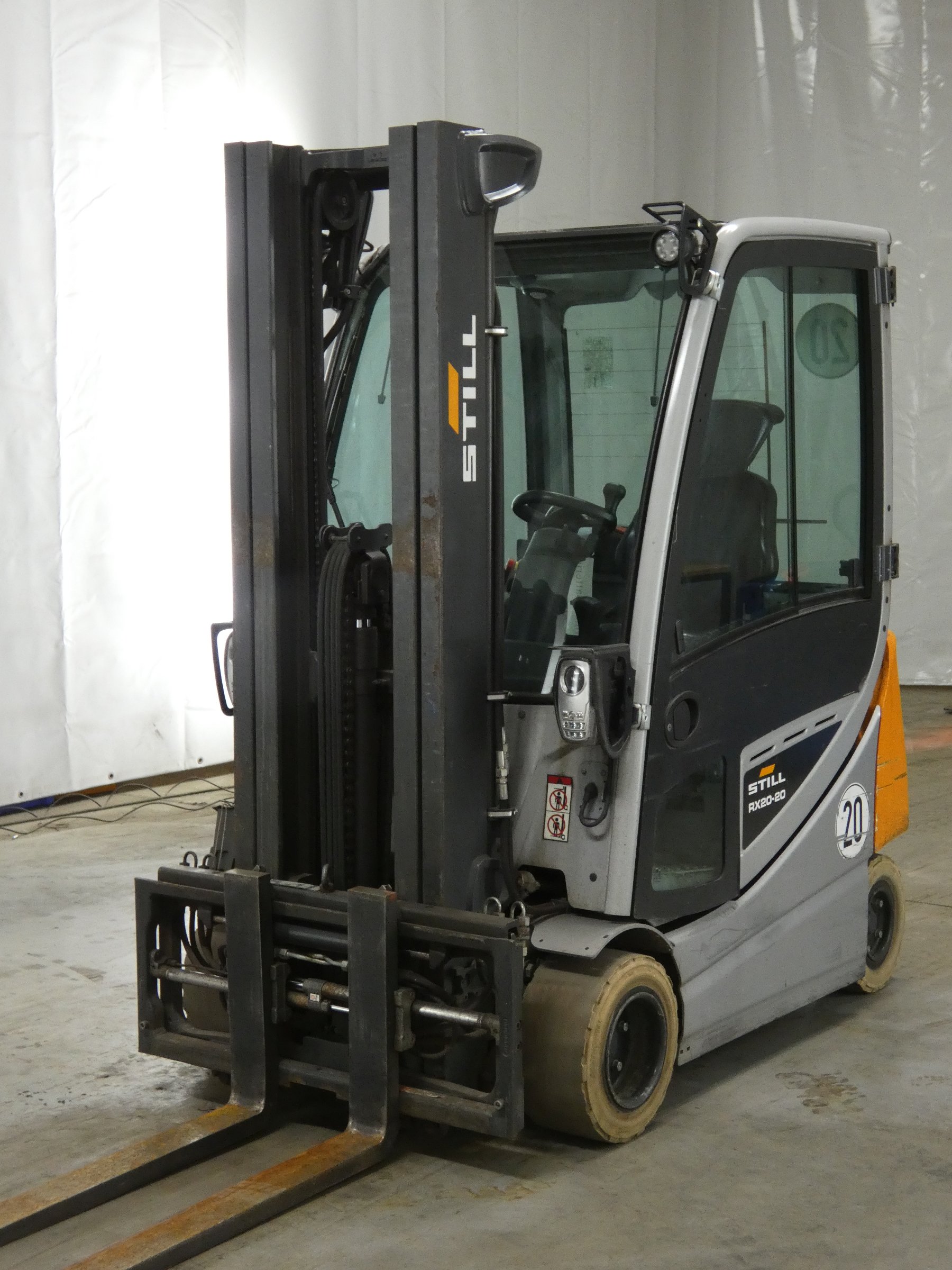 Still RX20-20P Elektro 4 Rad-Stapler www.blackforxx.com