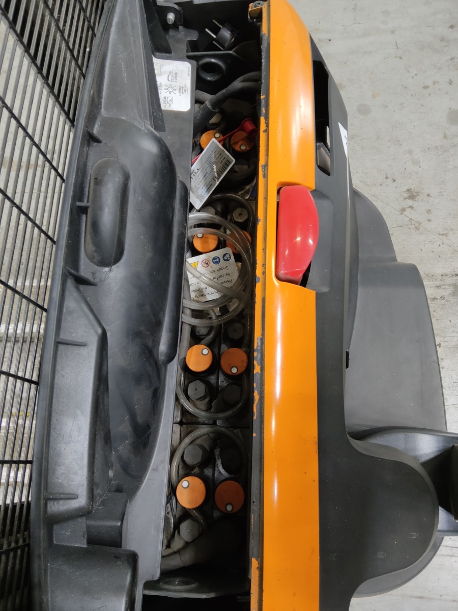 Still EXV12 Hochhubwagen www.blackforxx.com