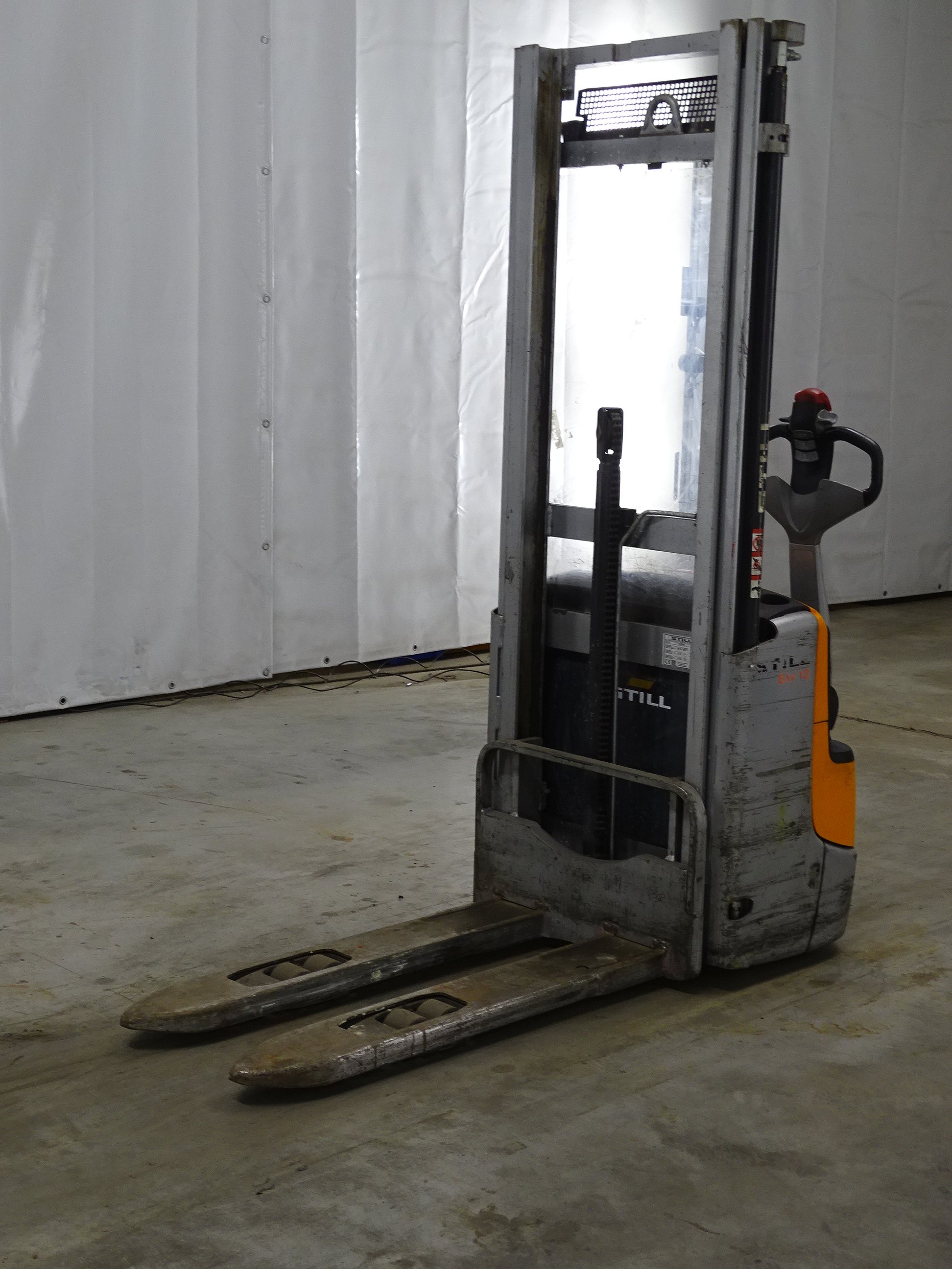 Still EXV12 Hochhubwagen www.blackforxx.com