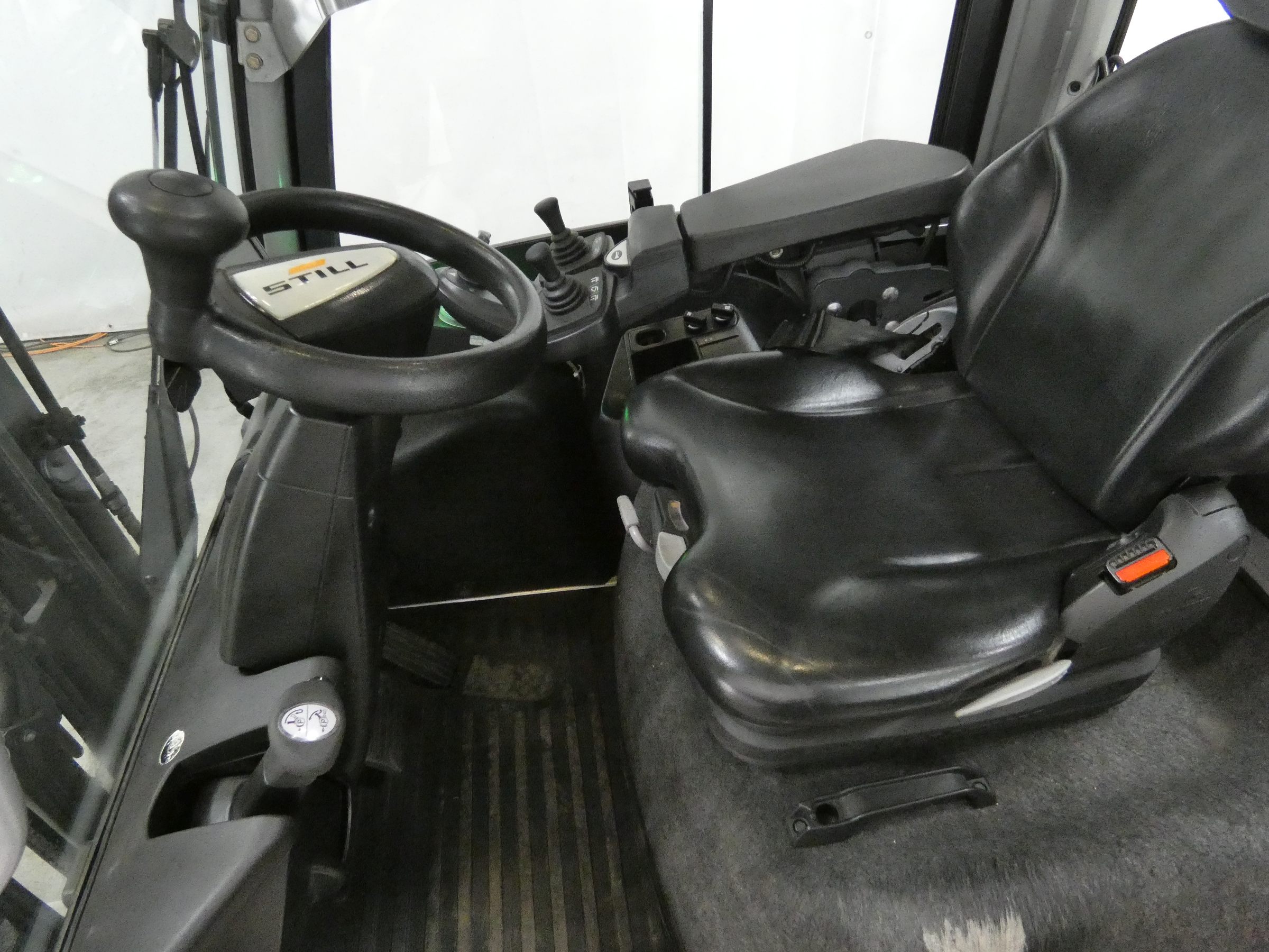 STILL RX70-16T/GETR�NKE GLP www.blackforxx.com