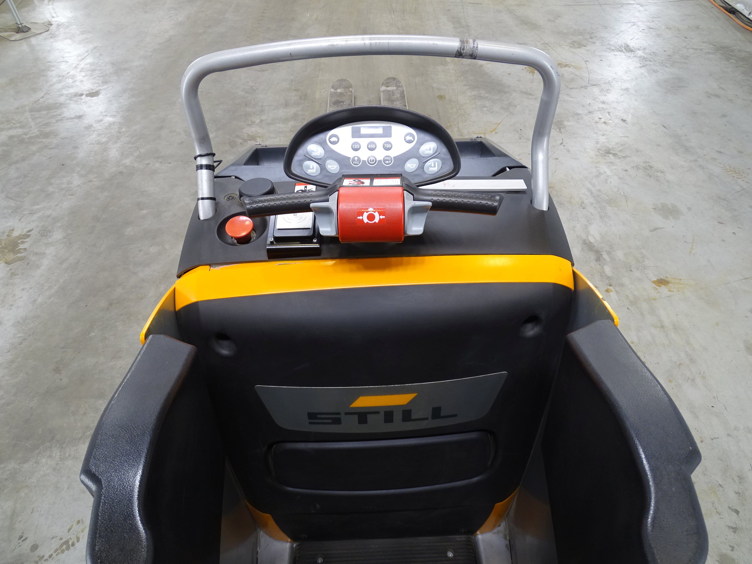 Still EXU-S24/2400MM Transpaleta  El�ctrica www.blackforxx.com