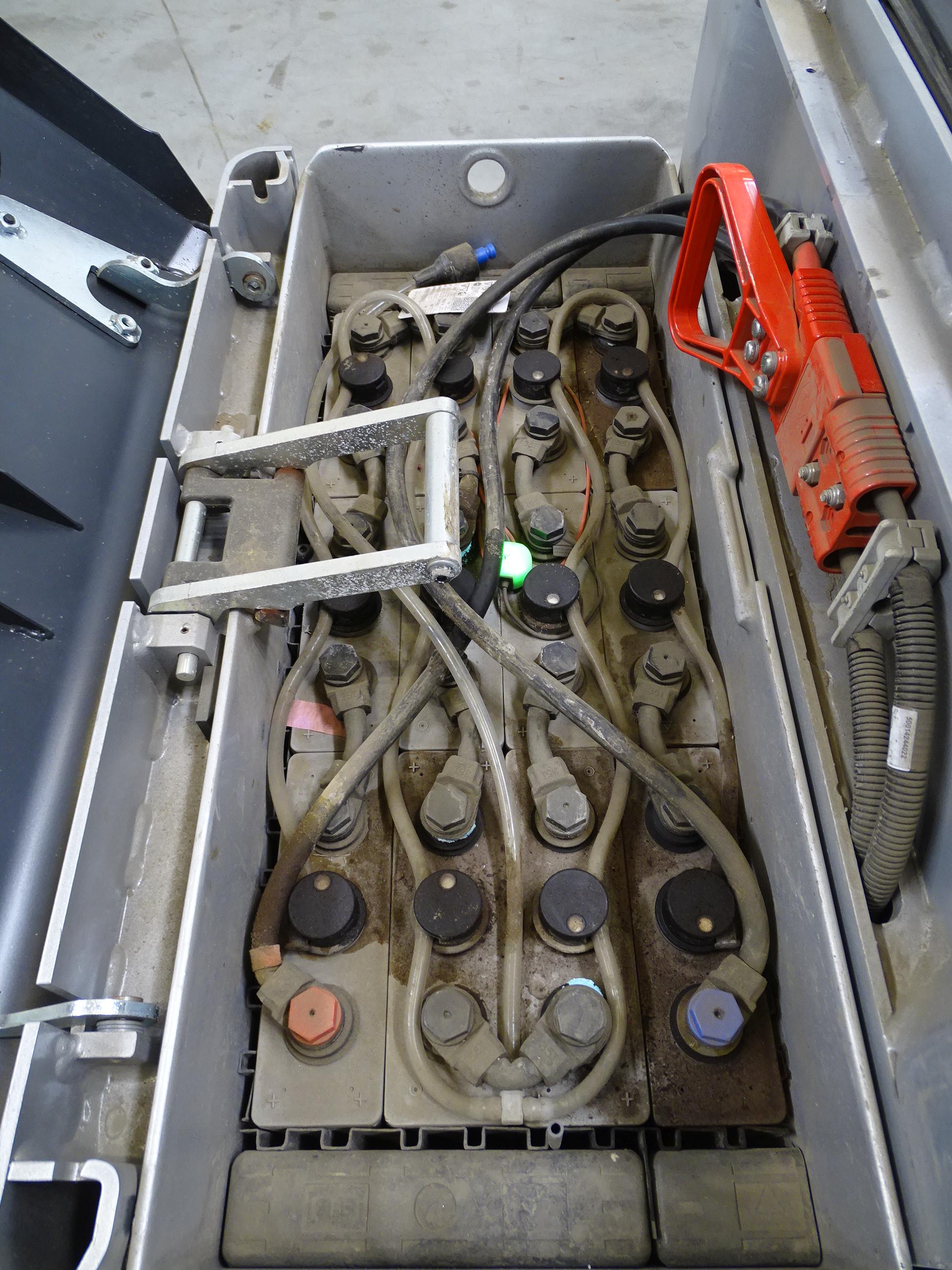 Still EXU-S24/2400MM Transpaleta  El�ctrica www.blackforxx.com