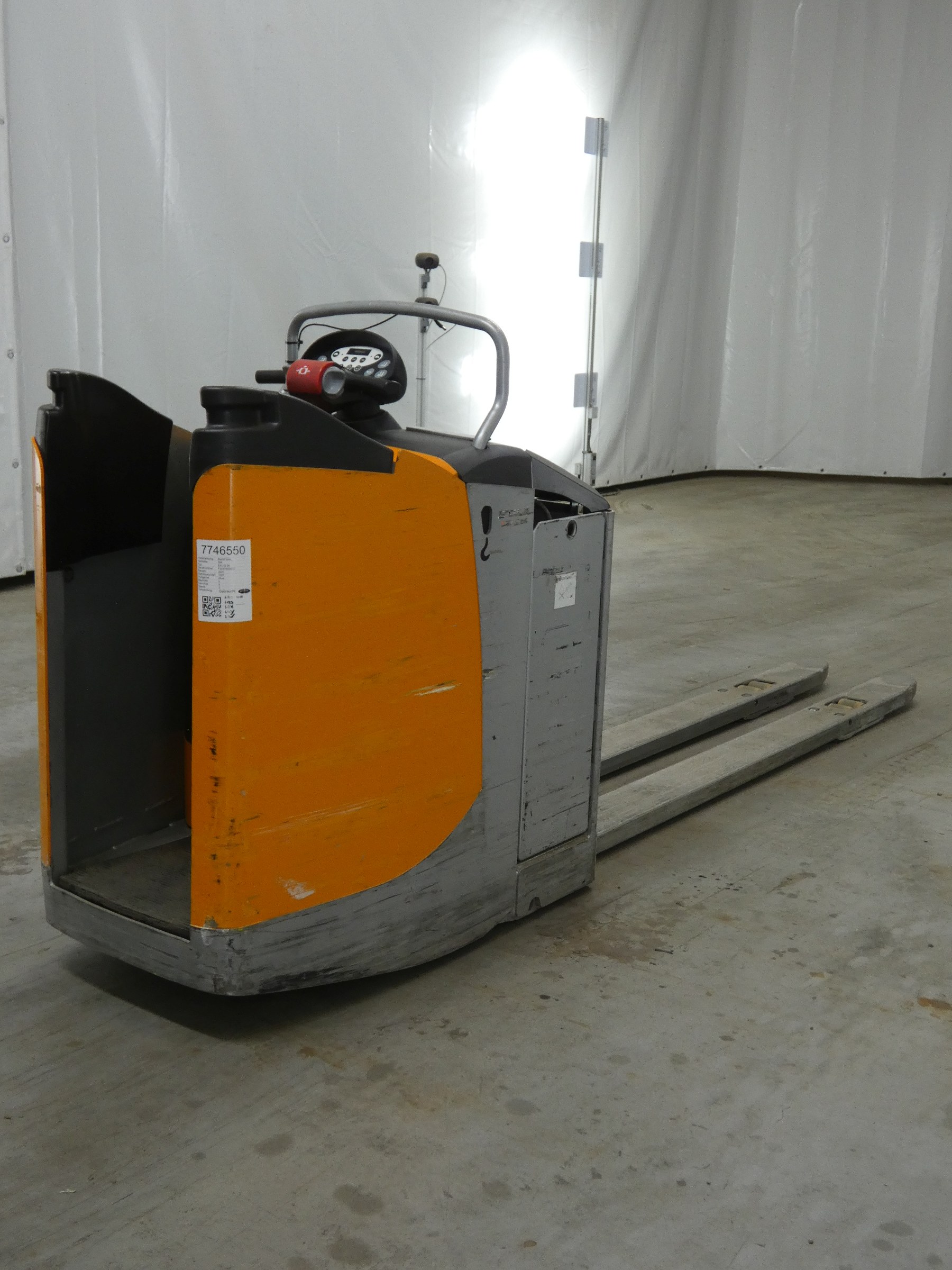 Still EXU-S24/240MM Transpaleta  El�ctrica www.blackforxx.com