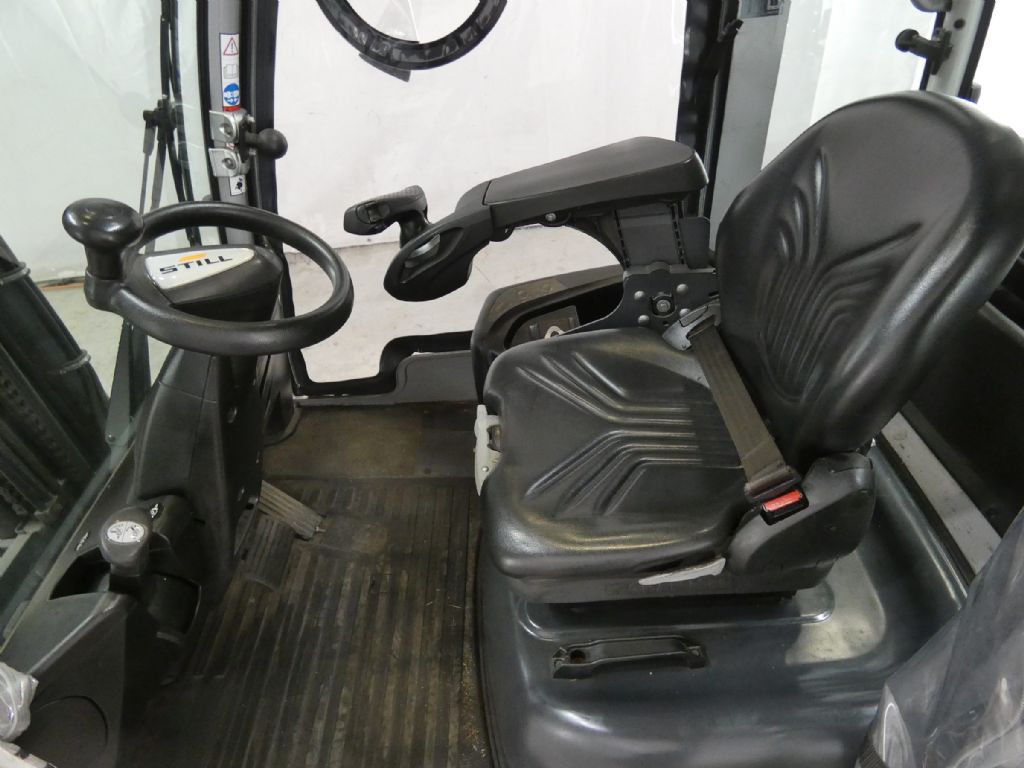 STILL RX70-40 Dieselstapler www.blackforxx.com