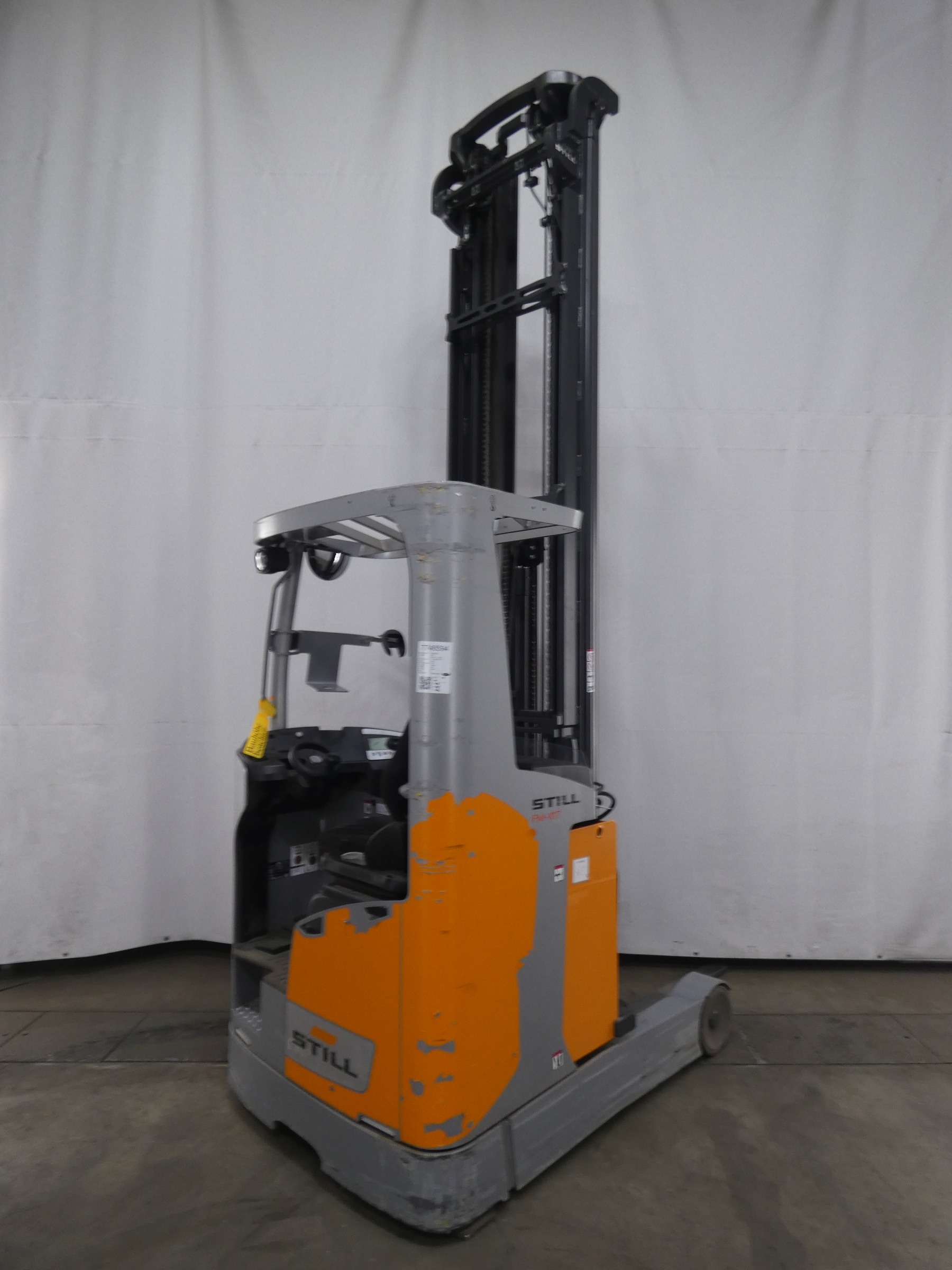 STILL FM-X17 Reachtruck www.blackforxx.com