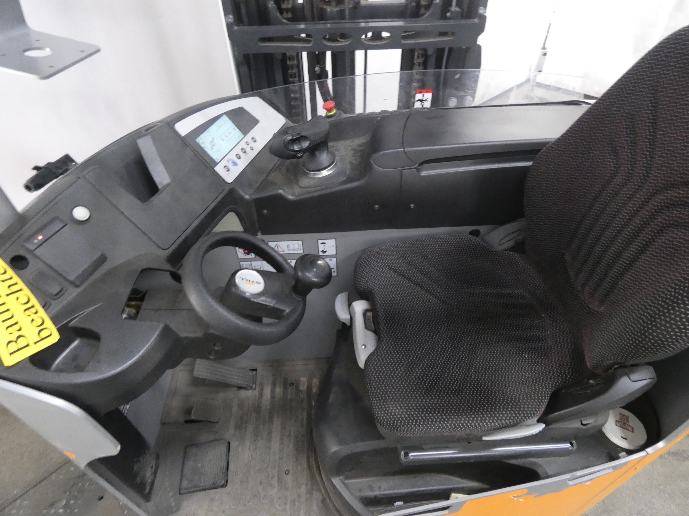 STILL FM-X17 Reachtruck www.blackforxx.com