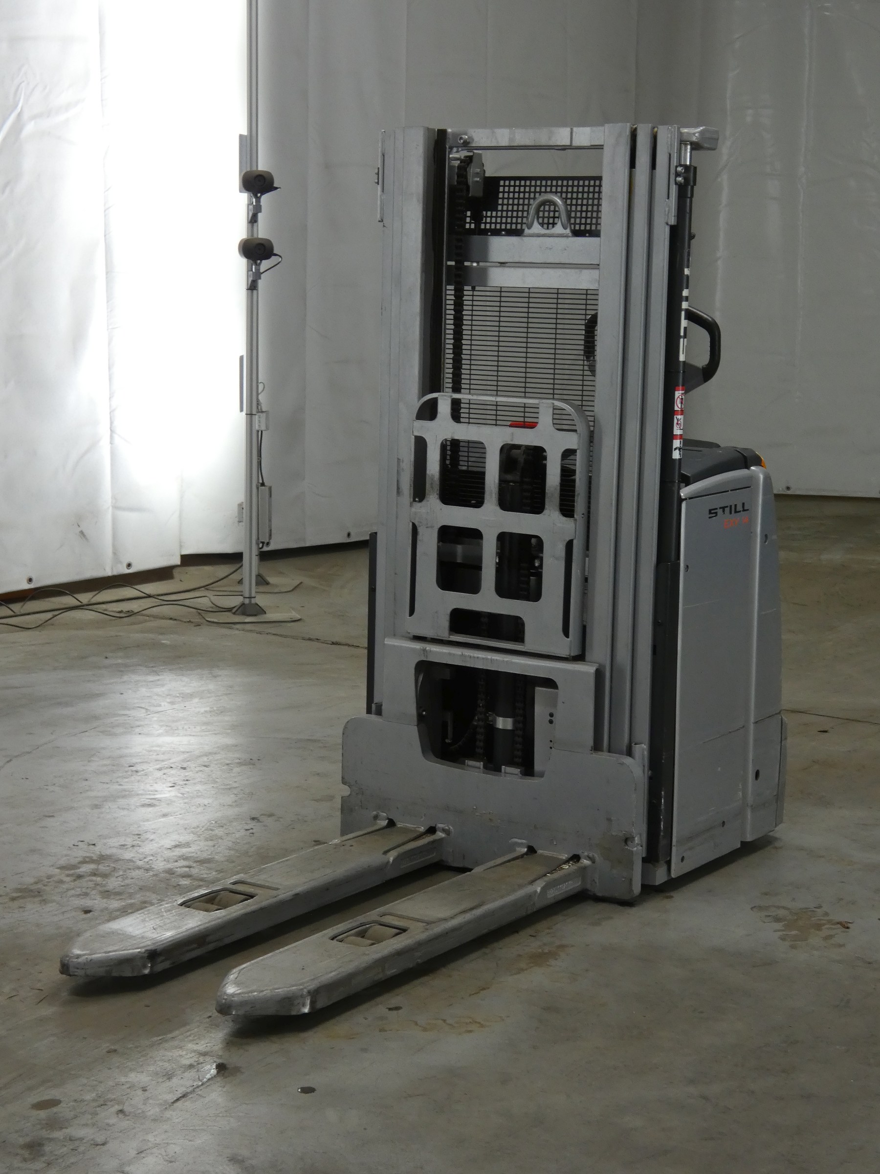 Still EXV14 Apilador el�ctrico www.blackforxx.com