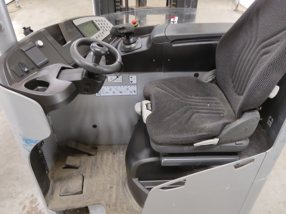 STILL FM-X17 Schubmaststapler www.blackforxx.com