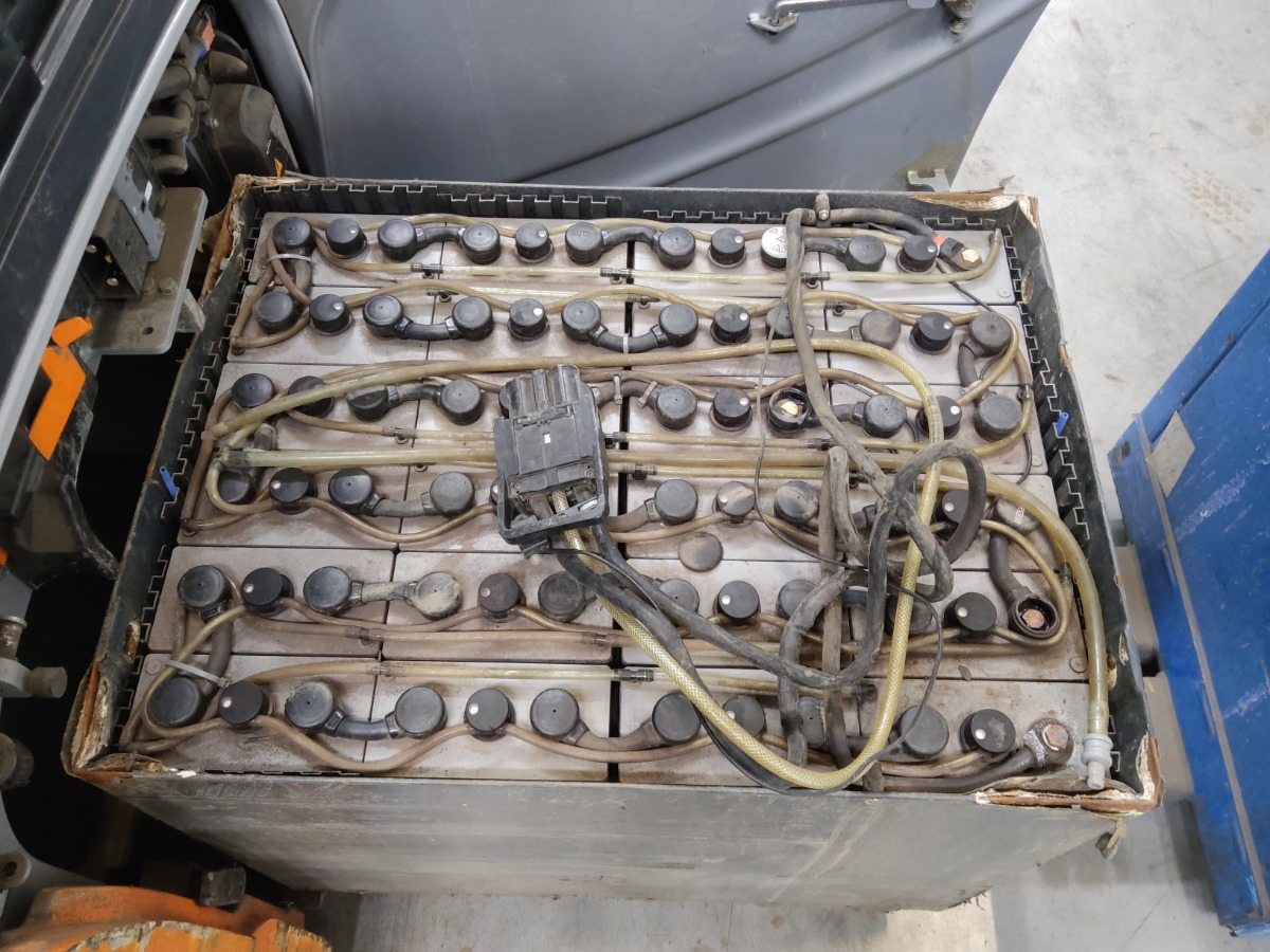 STILL RX20-16 Electric 3-wheel forklift www.blackforxx.com