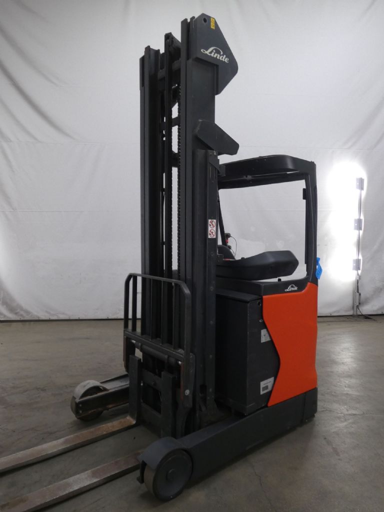 LINDE R14-01 Schubmaststapler www.blackforxx.com