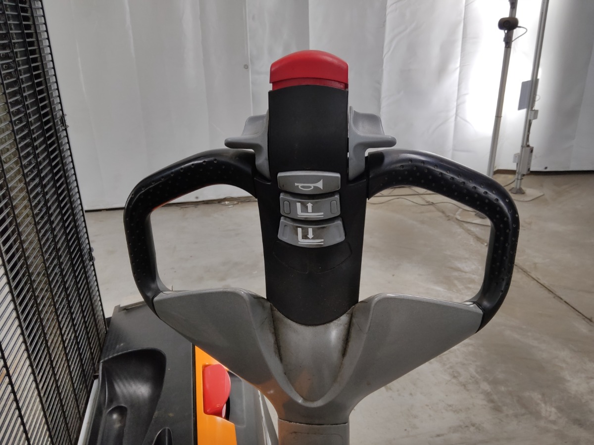 Still EXV12 Hochhubwagen www.blackforxx.com