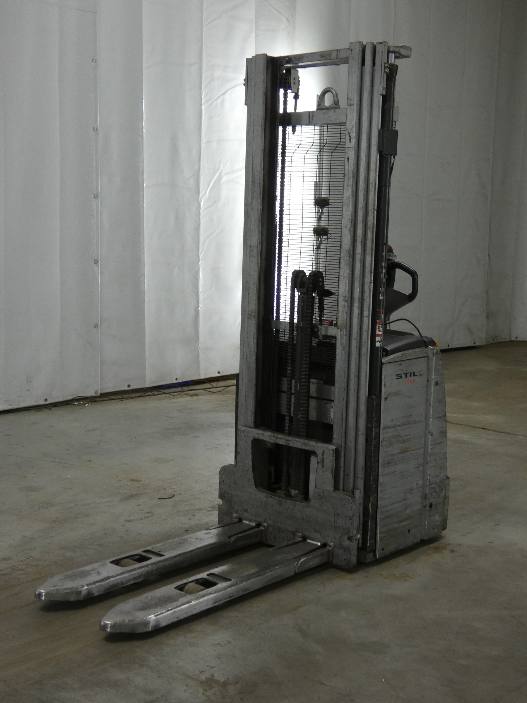 Still EXV14 Hochhubwagen www.blackforxx.com