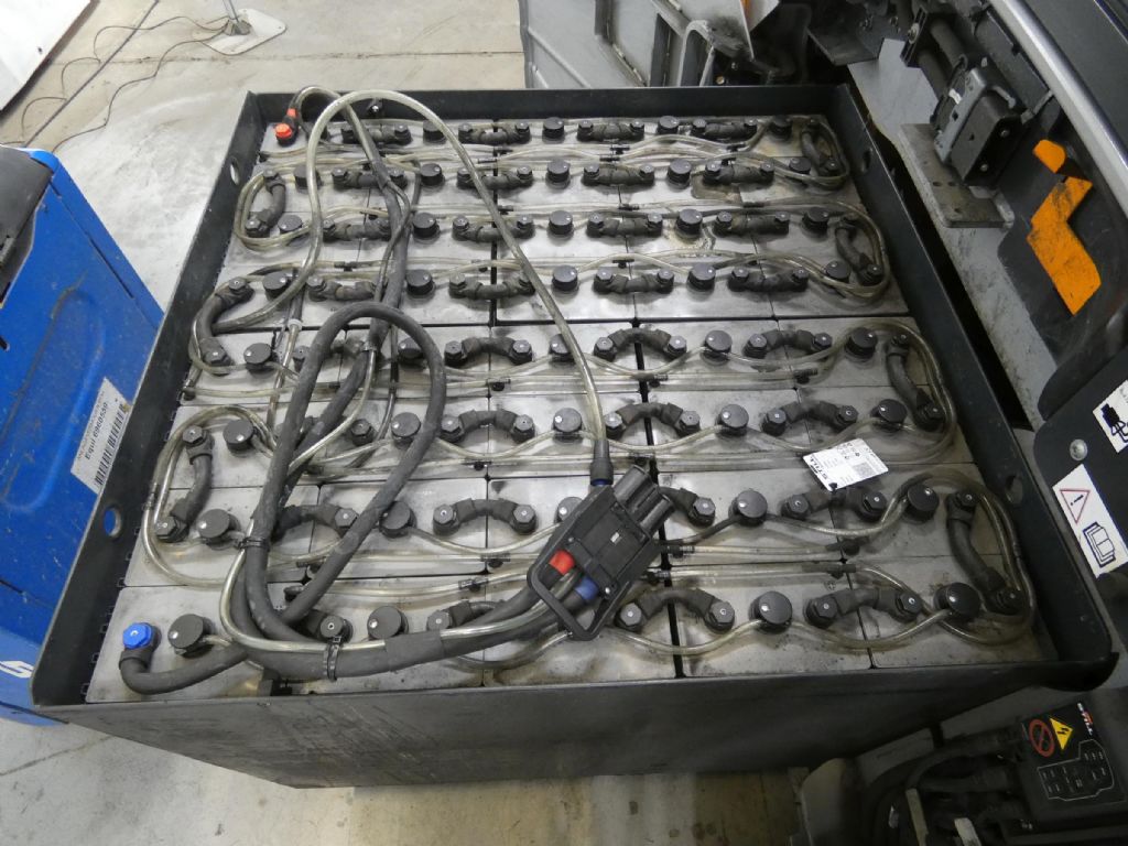 STILL RX60-50/600 Elektryczny 4-kolowy www.blackforxx.com