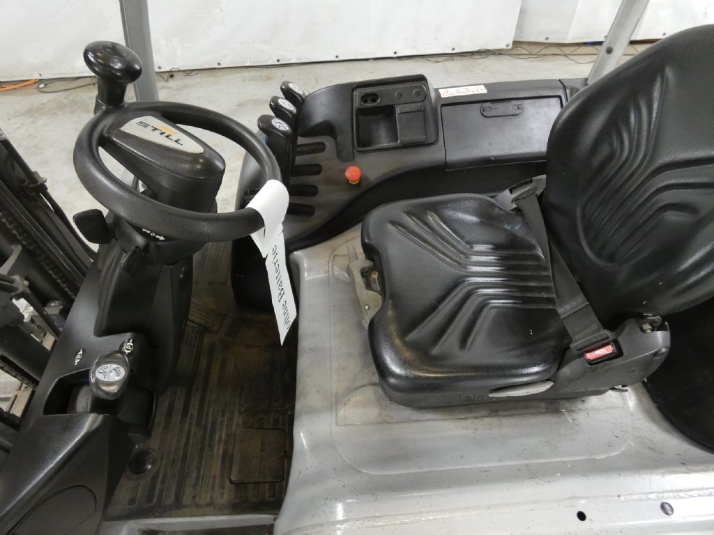 STILL RX20-18 Electric 3-wheel forklift www.blackforxx.com