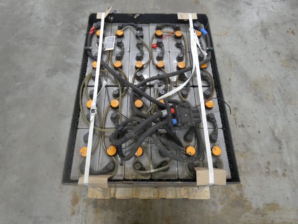 GNB 48V625AH  www.blackforxx.com