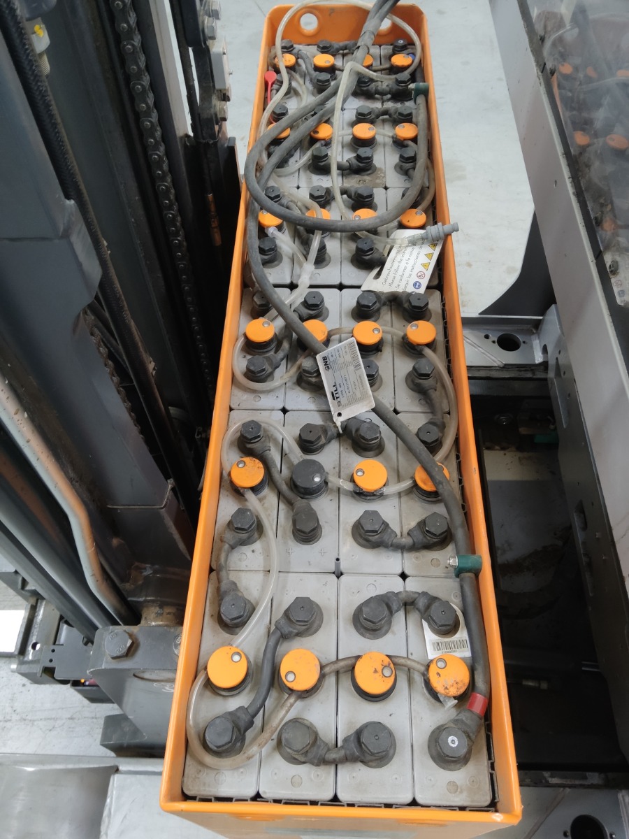 STILL FM-X14 Schubmaststapler www.blackforxx.com