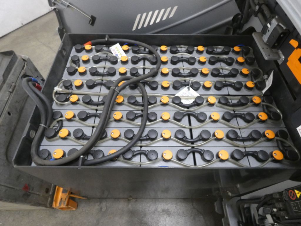 STILL RX60-25 Chariot �lectrique � 4 roues www.blackforxx.com