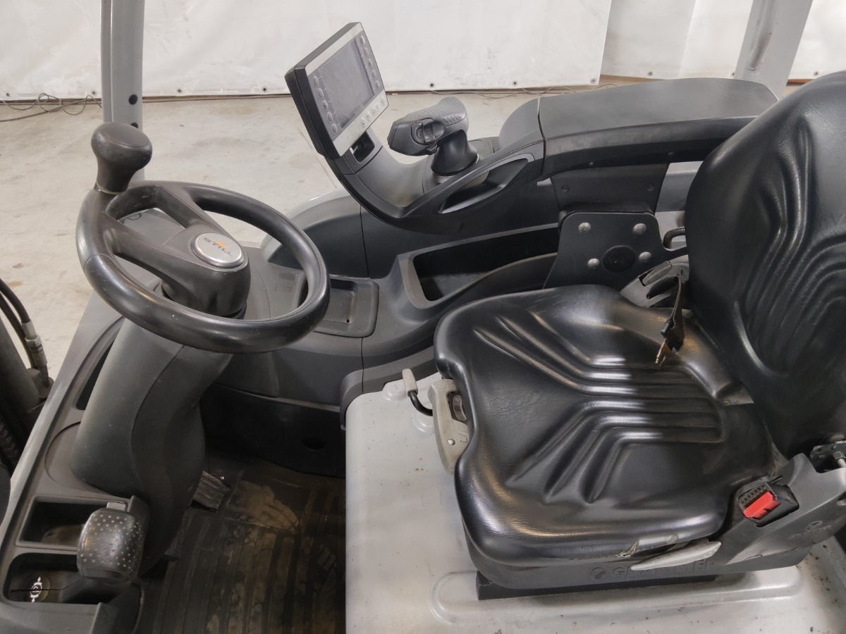 STILL RX20-16 Empilhador el�trico de tr�s rodas www.blackforxx.com