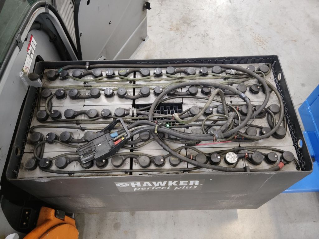 STILL RX20-20 Electric 3-wheel forklift www.blackforxx.com