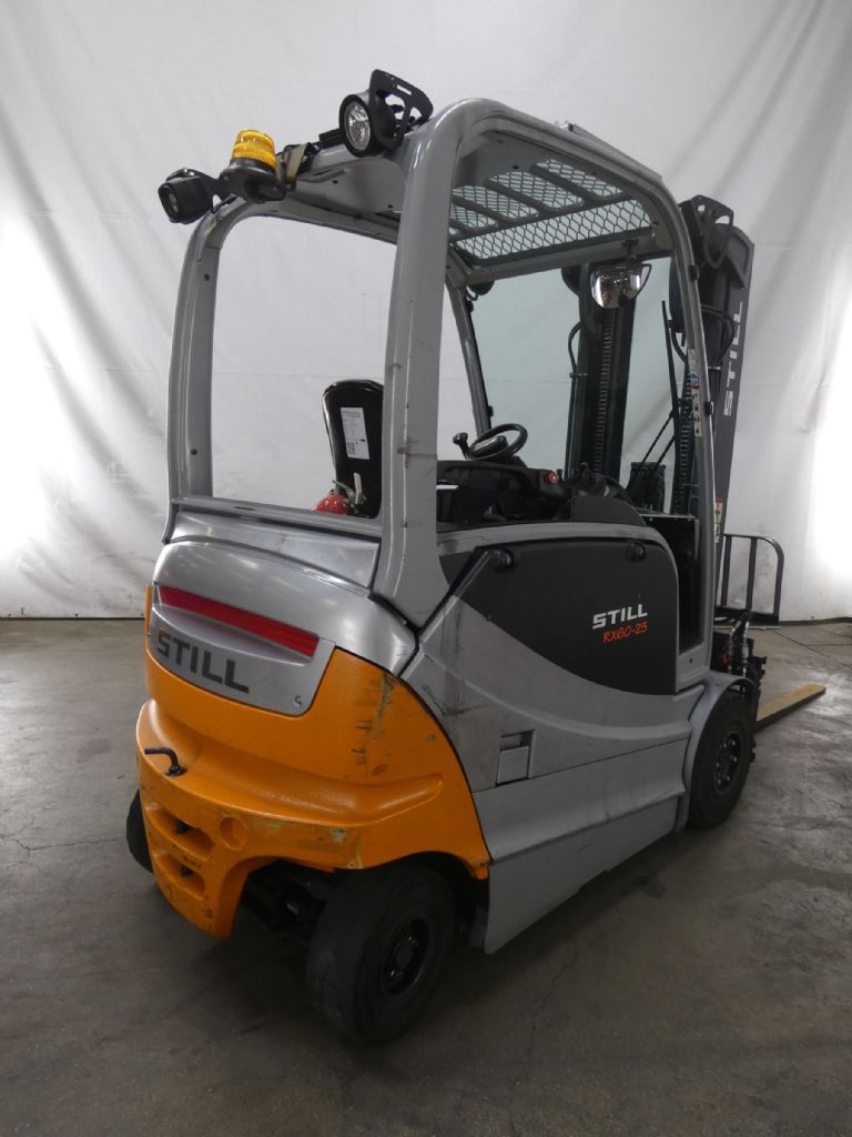 STILL RX60-25 Empilhador el�trico de quatro rodas www.blackforxx.com