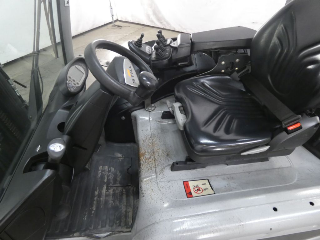 STILL RX60-25 Empilhador el�trico de quatro rodas www.blackforxx.com