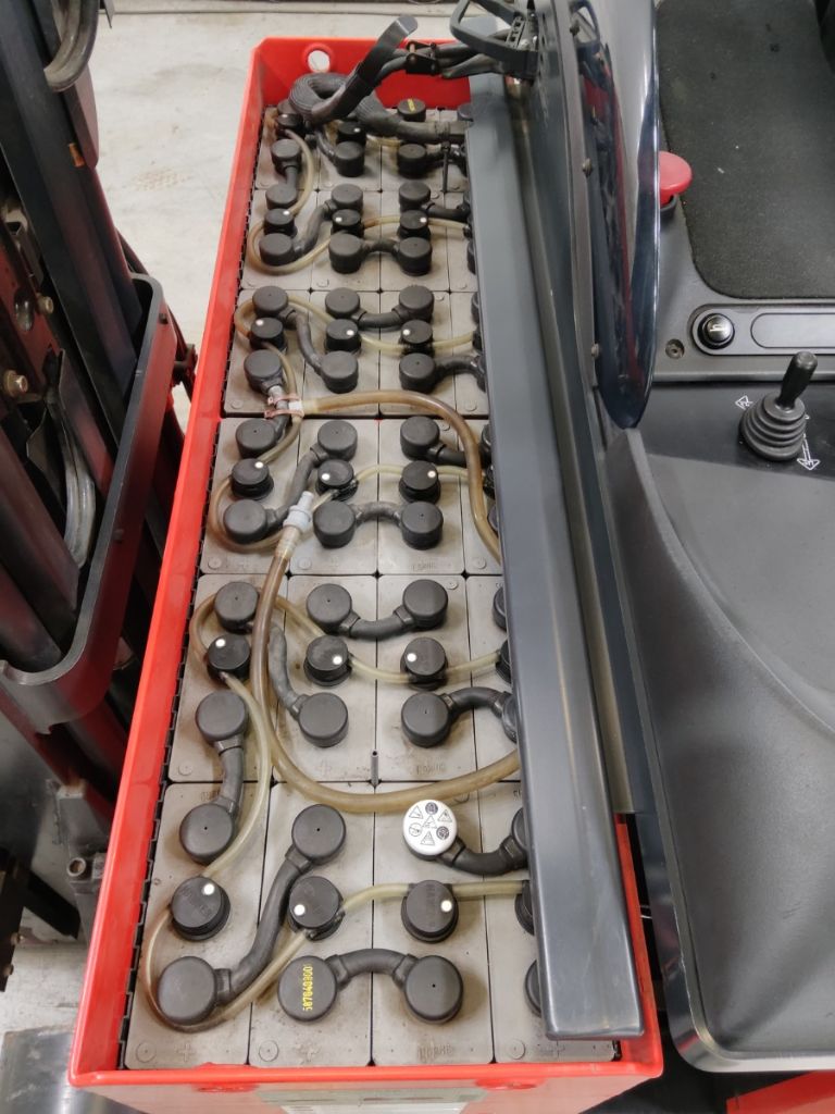 LINDE R10CS-11 Schubmaststapler www.blackforxx.com