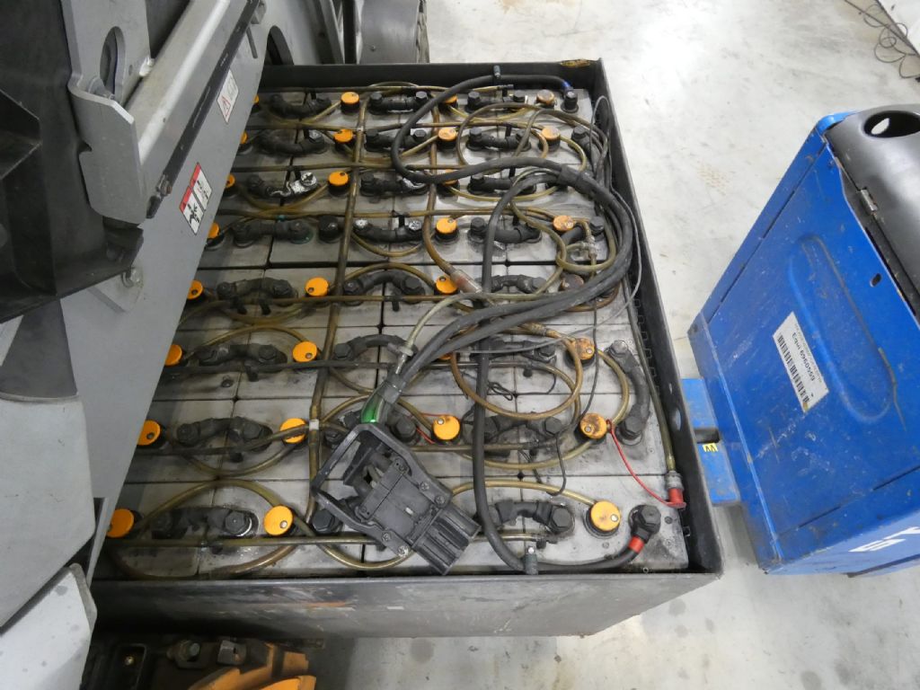 STILL RX60-50/600 Elektro 4 Rad-Stapler www.blackforxx.com