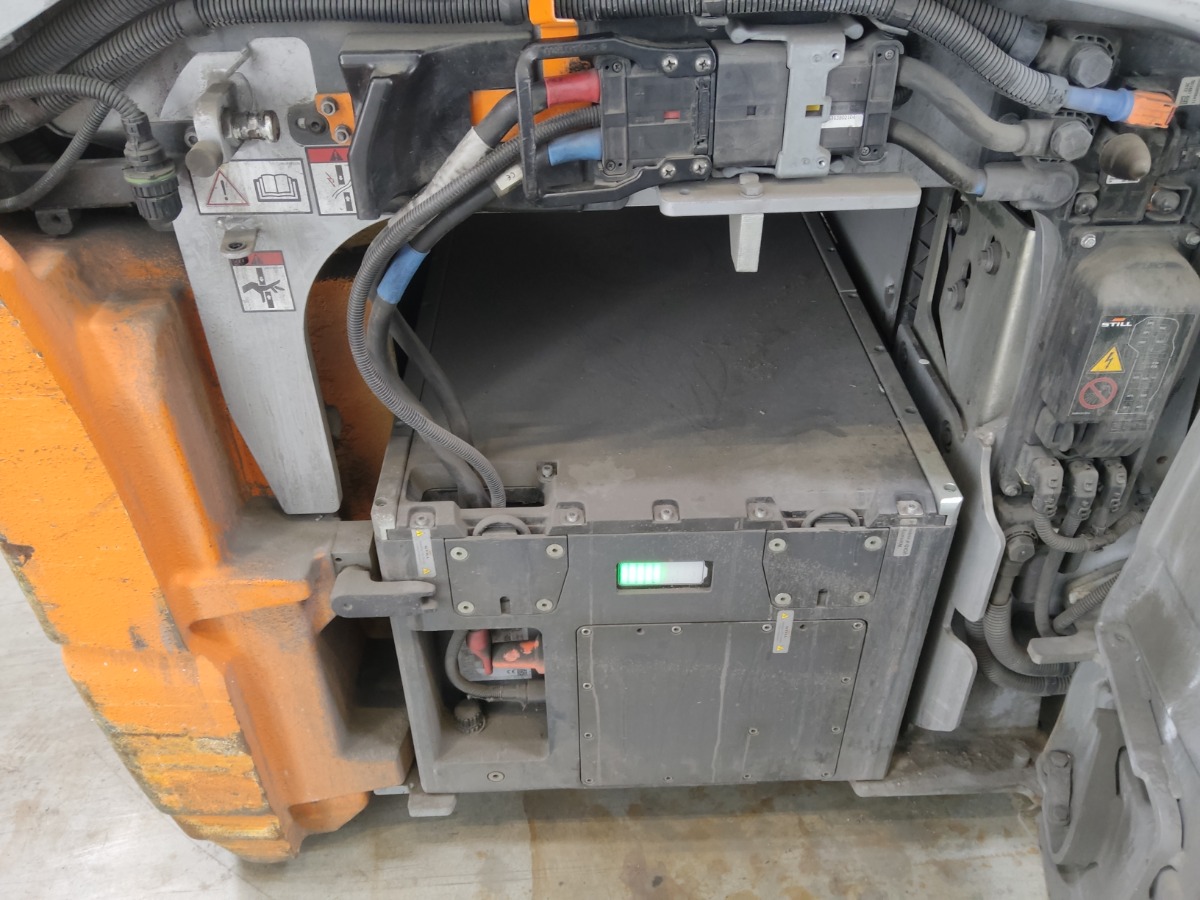 STILL RX20-16C/LIION Elektro 3 Rad-Stapler www.blackforxx.com