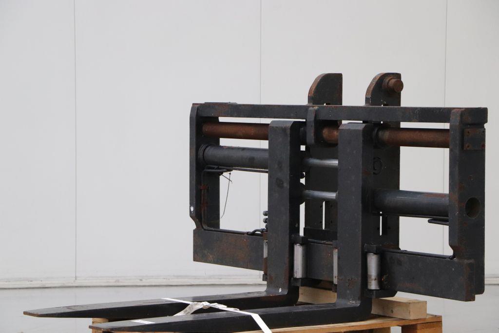 Bolzoni  Fork positioners www.bsforklifts.com