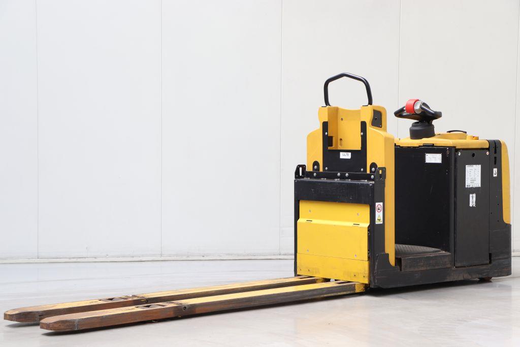 Yale MO25 Low Level Order Picker www.bsforklifts.com