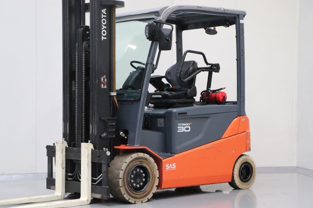 Toyota 8FBMT30 Elektro 4 Rad-Stapler www.heinbockel-gabelstapler.de