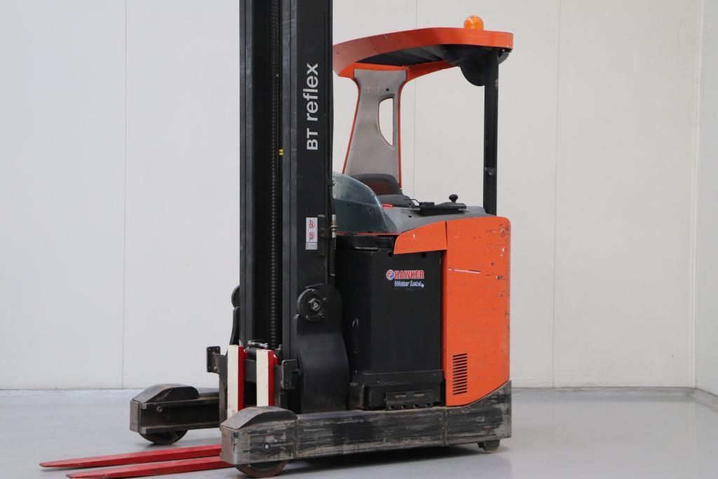 BT RRE160 Schubmaststapler www.heinbockel-gabelstapler.de