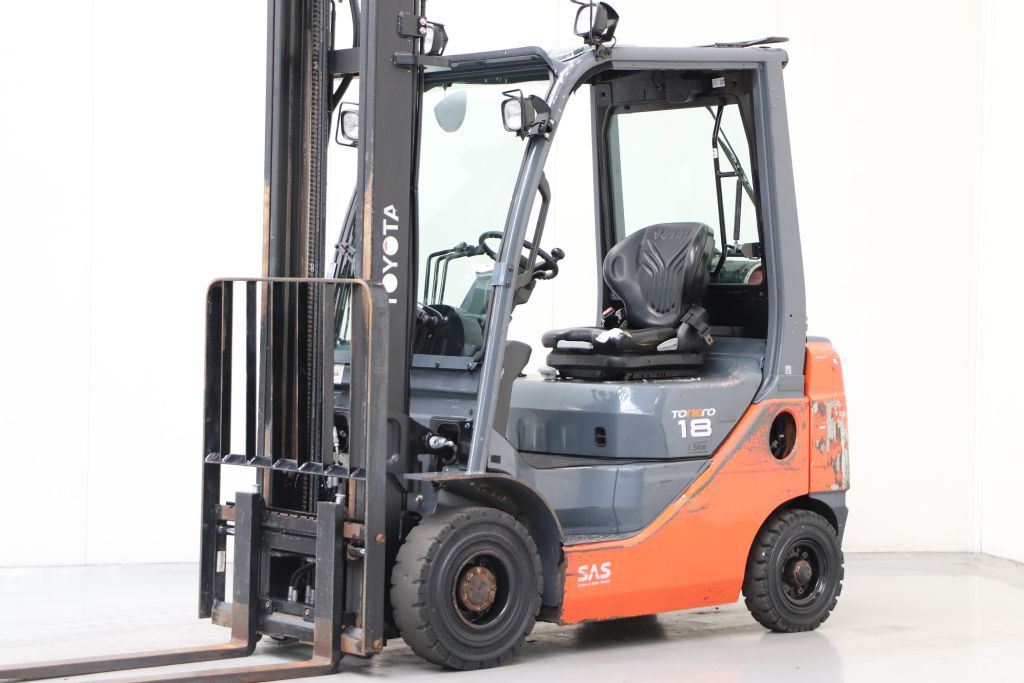Toyota 02-8FGF18 Treibgasstapler www.heinbockel-gabelstapler.de